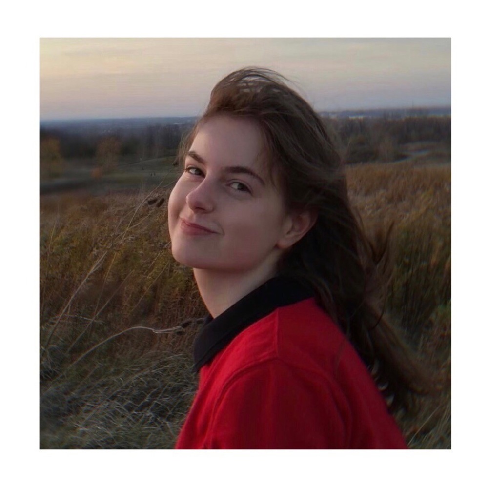 Meet your Posher, Danielle